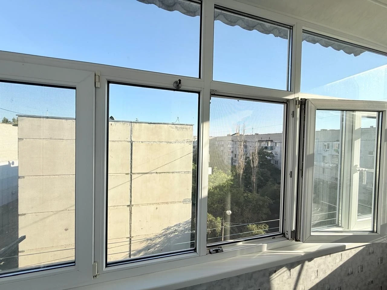 Продаю крупногабаритную 3х комнатную квартиру  в Матвеевке,