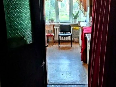Оренда квартири 2-кімн. 35.2 м² 1/3 пов.