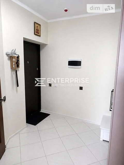 Продаж 1к квартири 40 кв. м на вул. Новопольова 2 • ID 34575