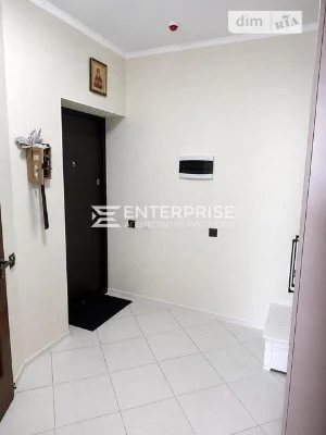 Продаж 1к квартири 40 кв. м на вул. Новопольова 2 • ID 34575