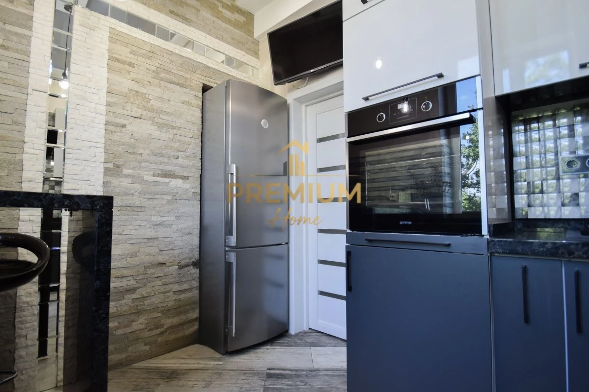 Продаж 3-кімн. квартири на Замкова, Центр