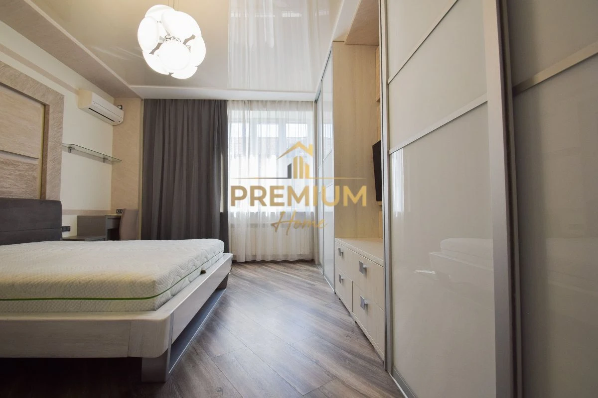 Продаж 3-кімн. квартири на Замкова, Центр