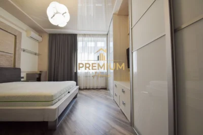 Продаж 3-кімн. квартири на Замкова, Центр