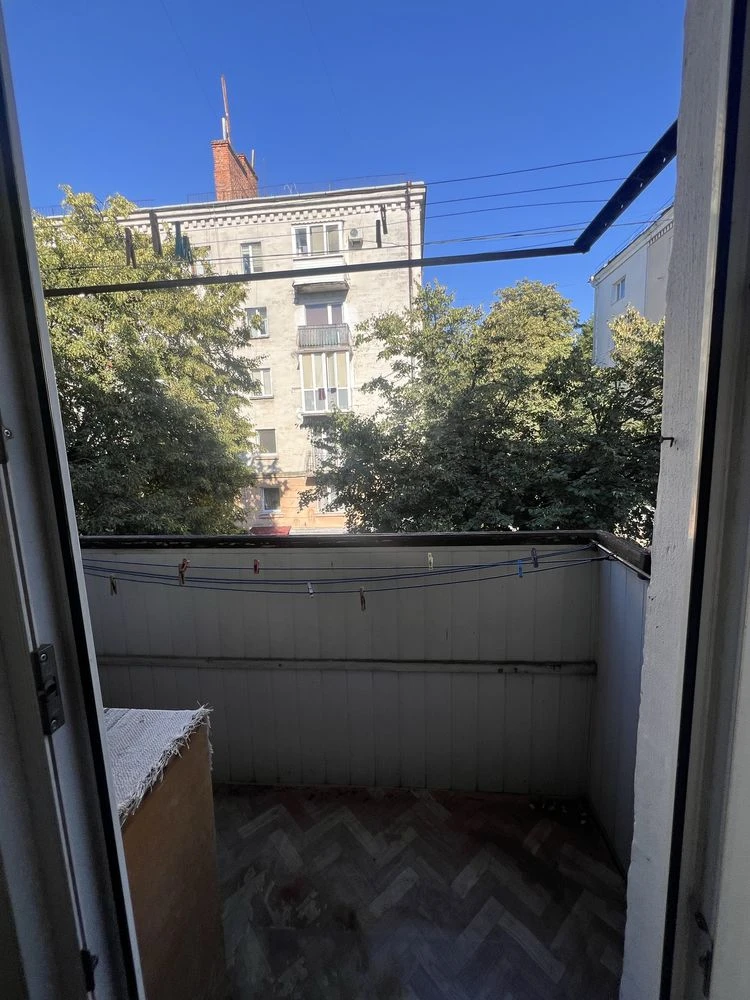 Продаж 2 кімнатноі квартири в центрі Тернополя біля ставу