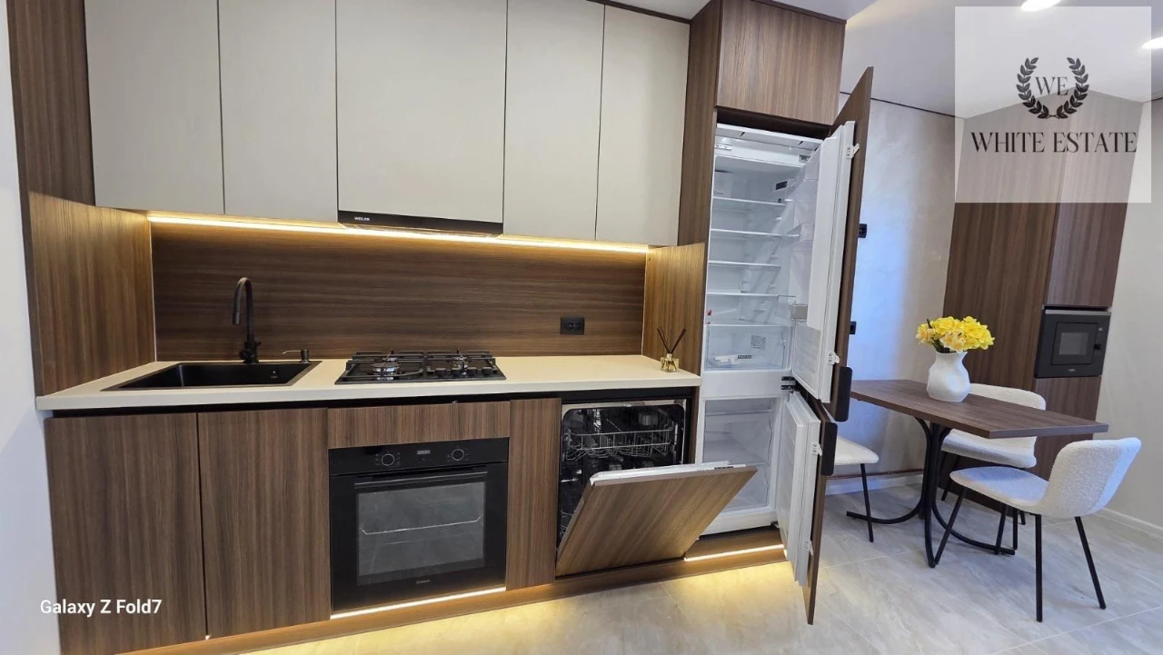 Продаж 2 кім квартири вул. Тролейбусна