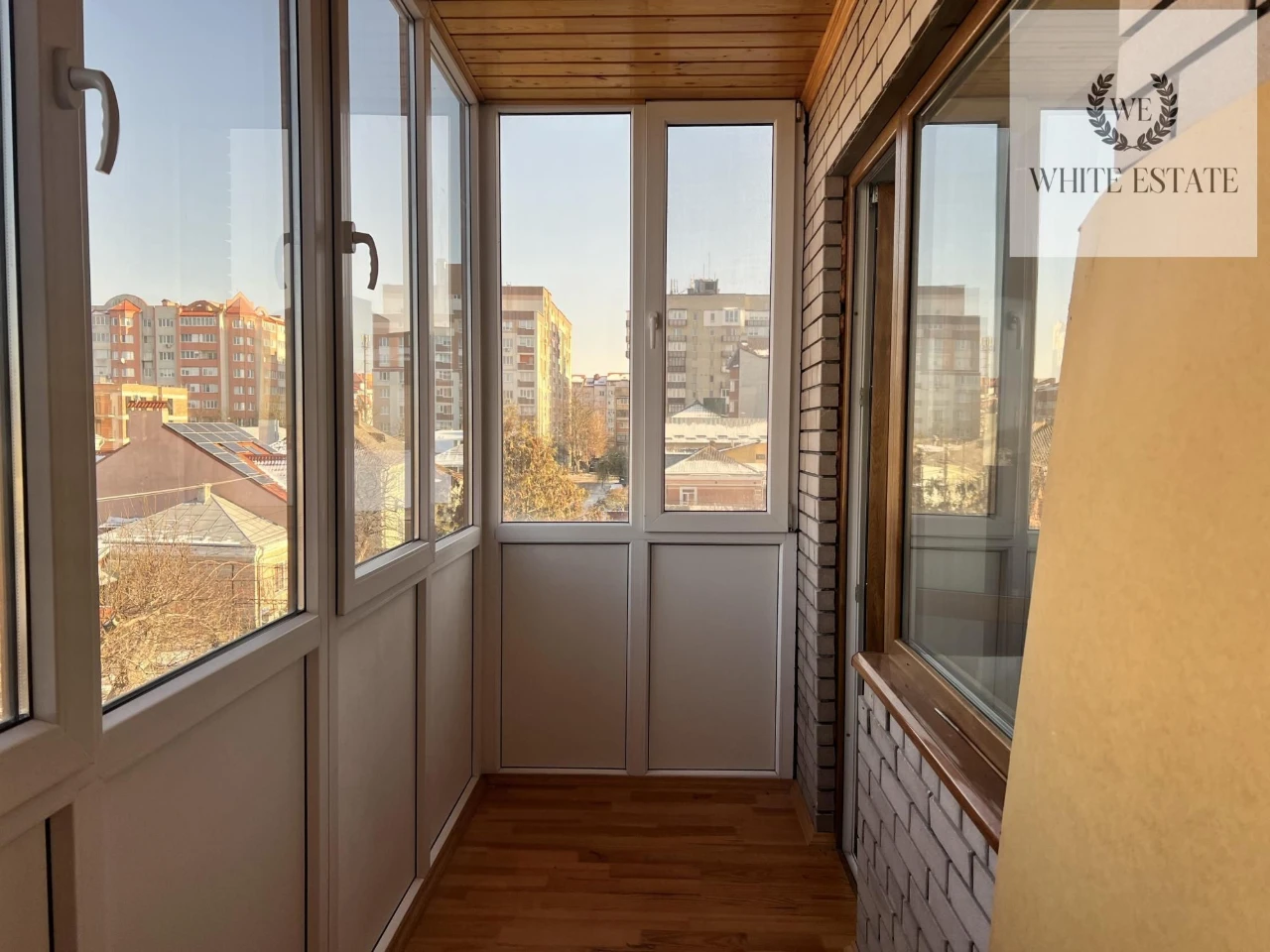 Продаж 3-кім. квартири просп. Степана Бандери