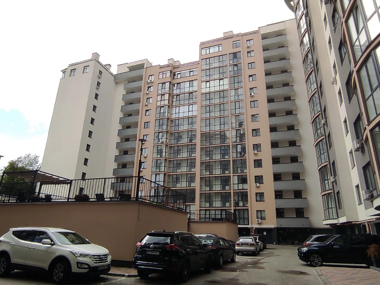 Продам 1-к квартиру з ремонтом
