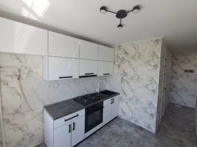 Продам 1-кім.кв з новим ремонтом