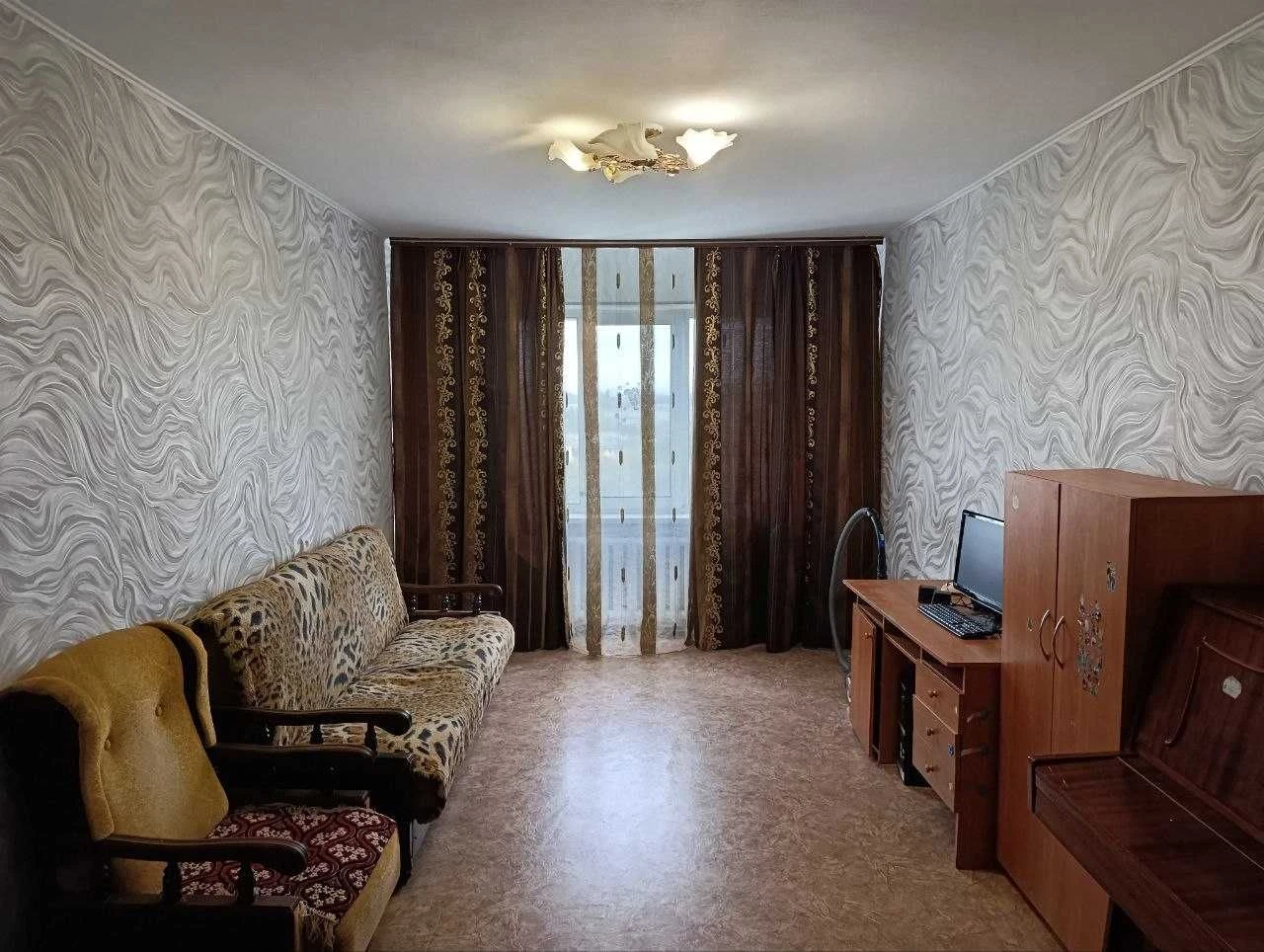 Продам 3-к квартиру вул.Д.Самоквасова (р-н Шерстянка)