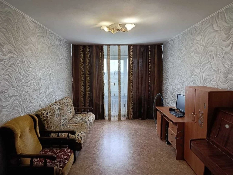 Продам 3-к квартиру вул.Д.Самоквасова (р-н Шерстянка)
