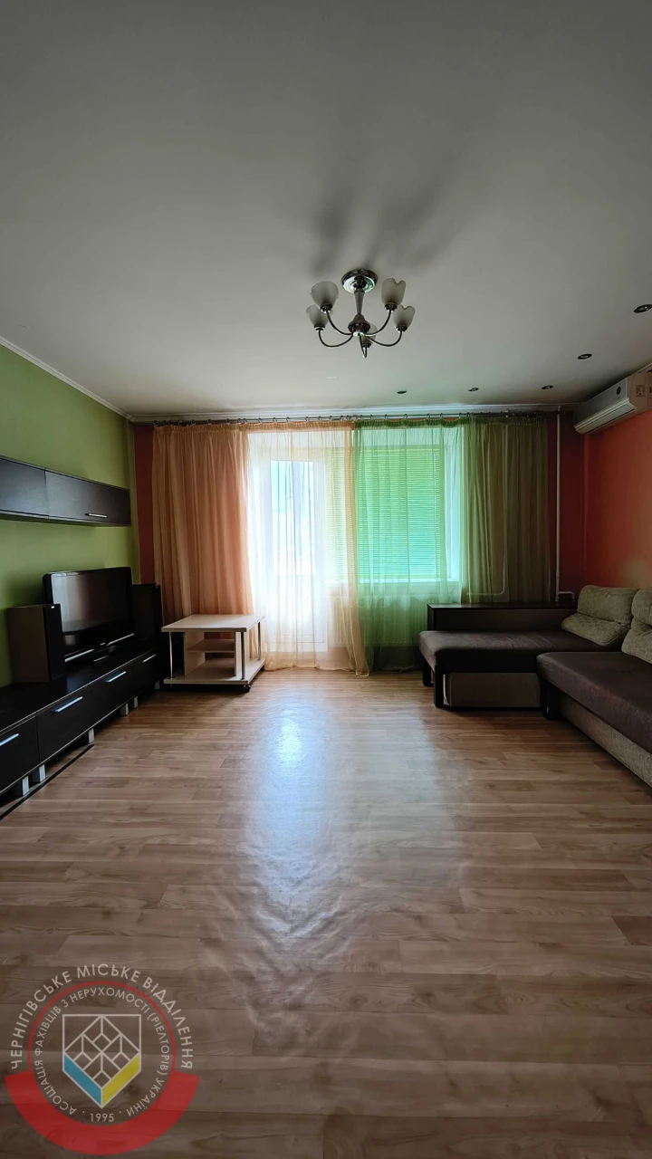 RLT T01 Продам 2 кімнатну квартиру по пр. Миру, Градецький /