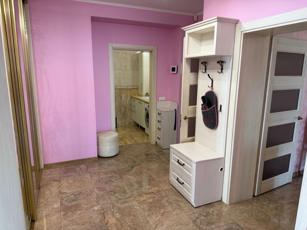 Продам квартиру в центрі. Чернігів. Національної Гвардії.