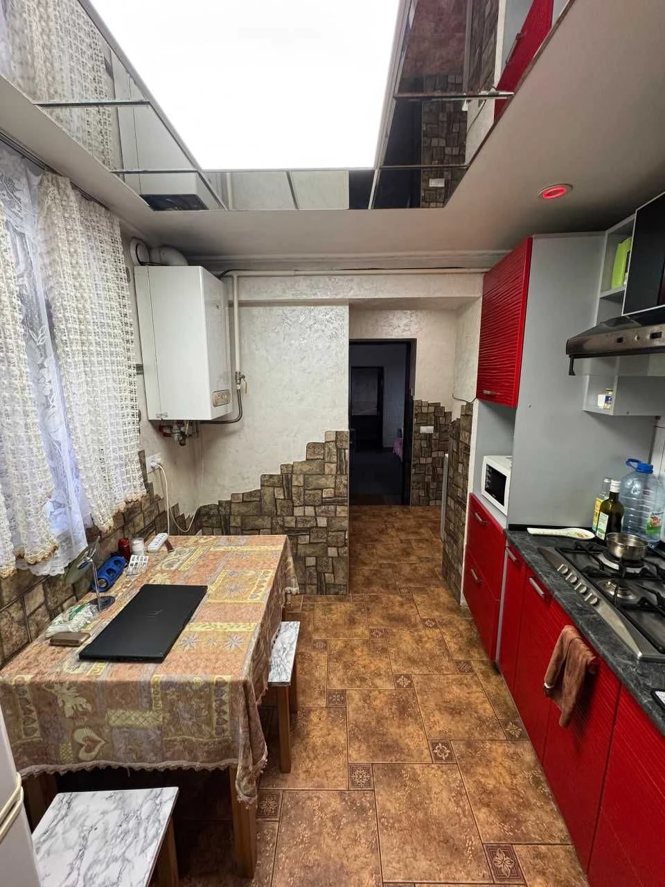 Продаж 3-кімнатної квартири | вул. Коростишівська