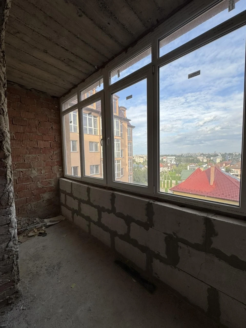 Продається Двохрівнева, двох кімнатна квартира в Елітному ра