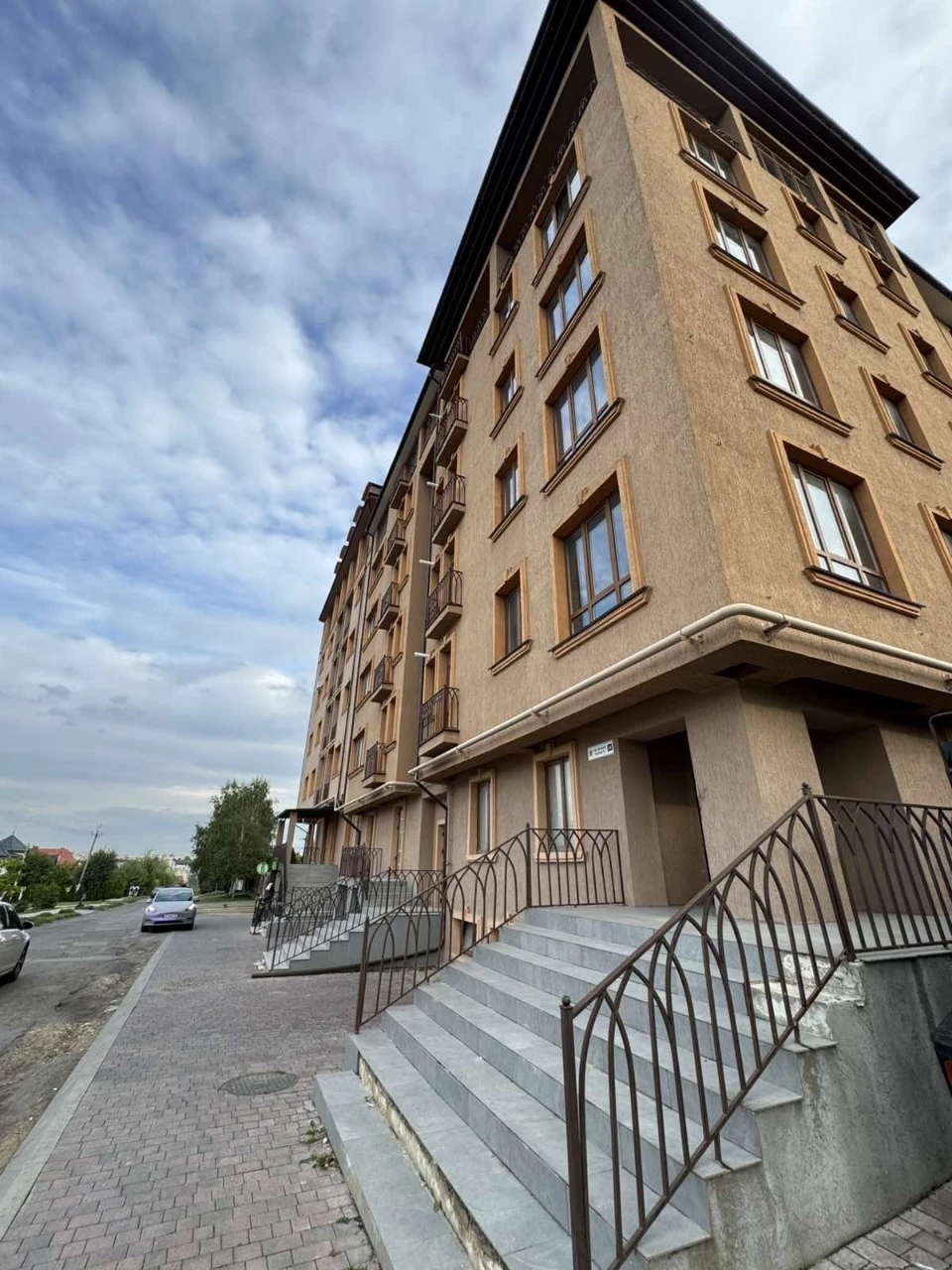Продається Двохрівнева, двох кімнатна квартира в Елітному ра