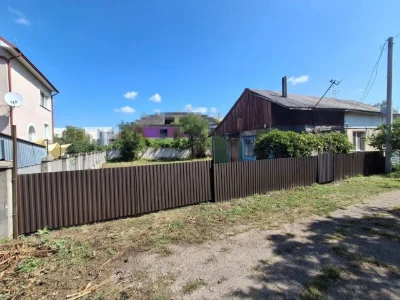будинок в м.Чернівці вул Кармелюка біля Нововінницької