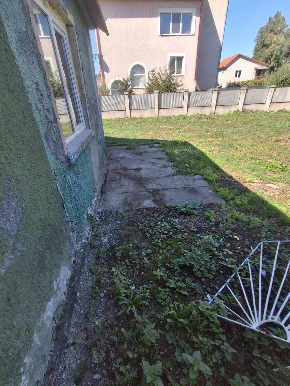будинок в м.Чернівці вул Кармелюка біля Нововінницької