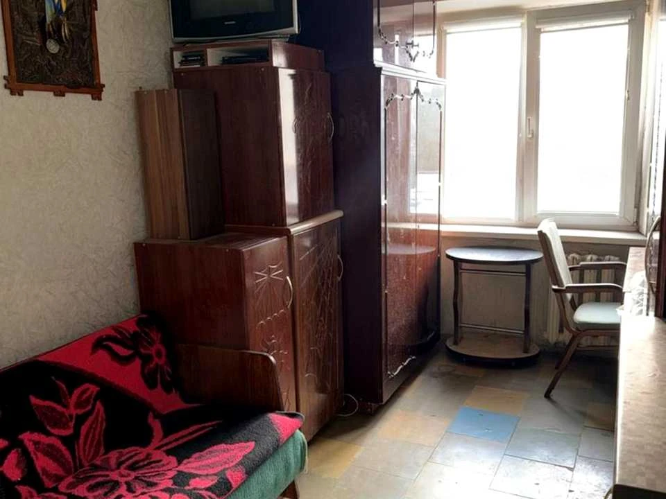 Apartment. Dnipro, Heroiv Avenue.