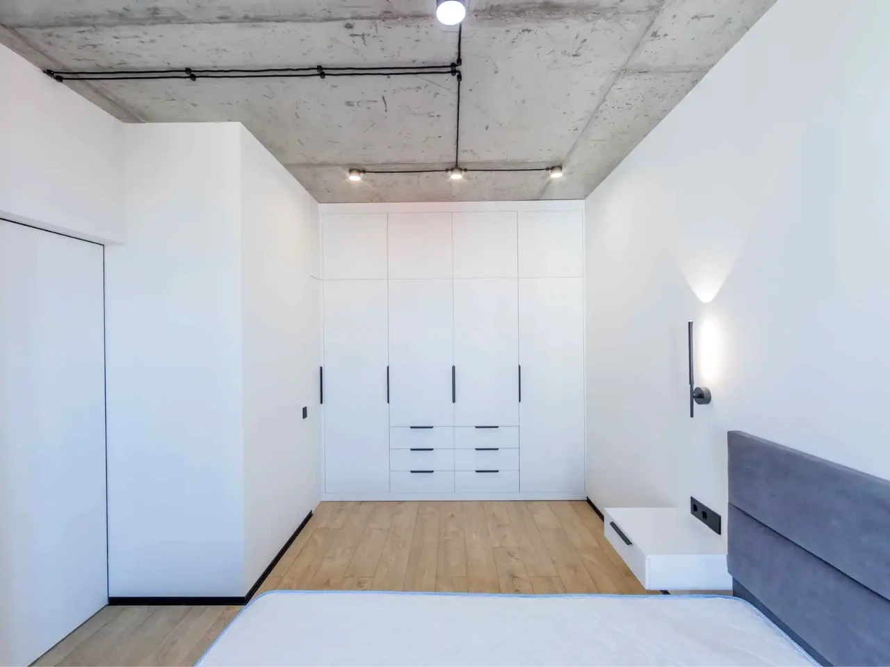 Оренда квартири 1-кімн. 44 м² 18/25 пов.
