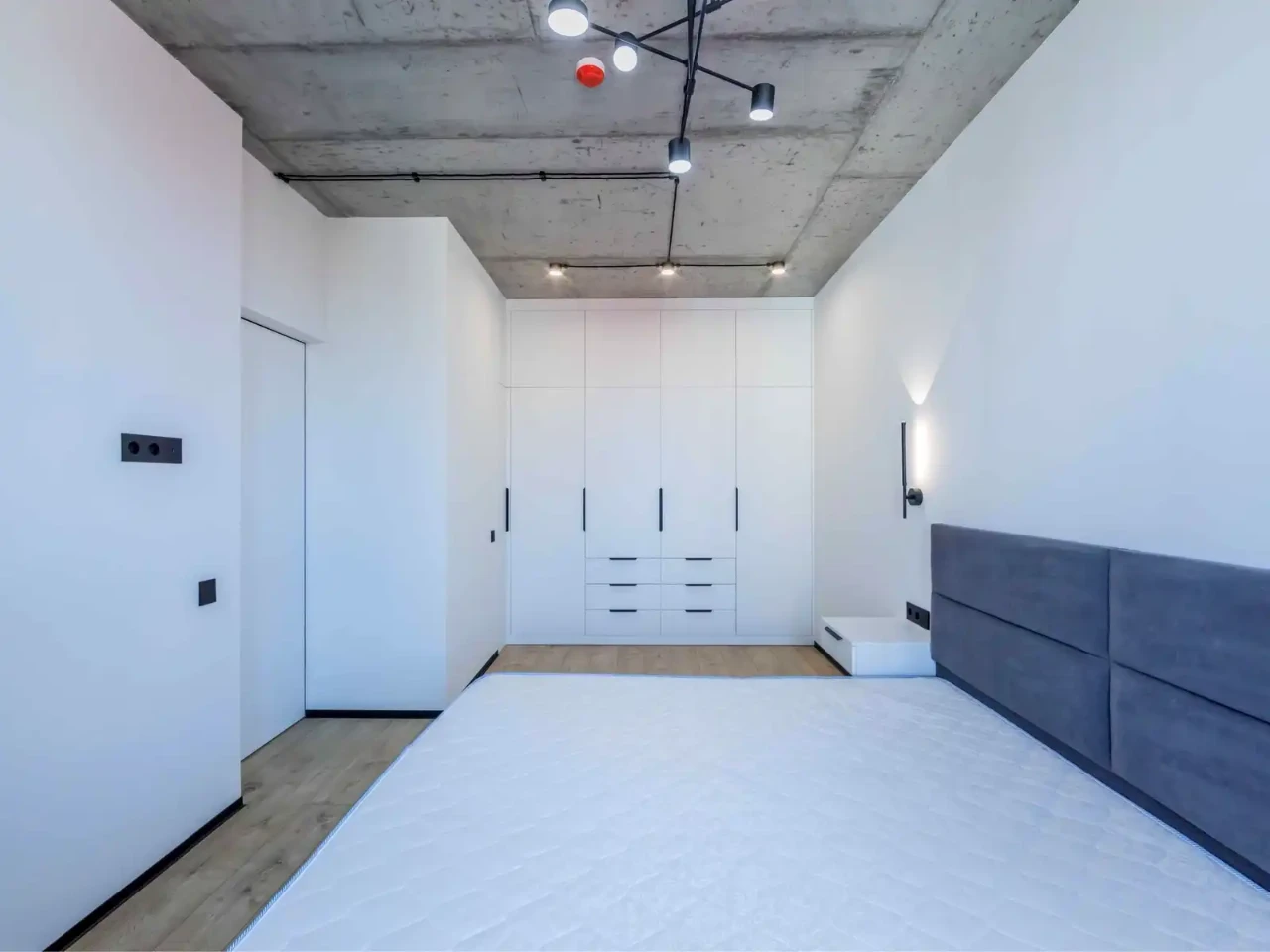Оренда квартири 1-кімн. 44 м² 18/25 пов.