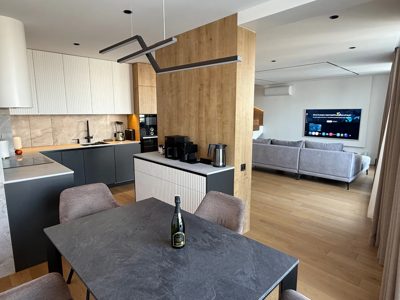 Продаж 2-рівневої квартири 143 м² у ЖК «Парус Сіті»