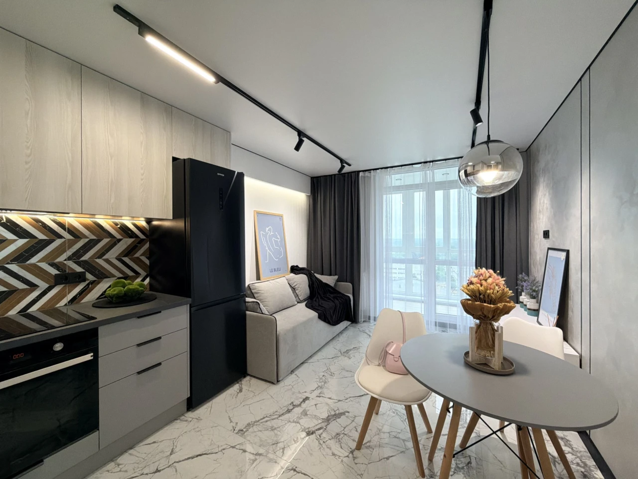 Продаж 2-кімнатної квартири 72 м.кв., вул. Я. Гніздовського