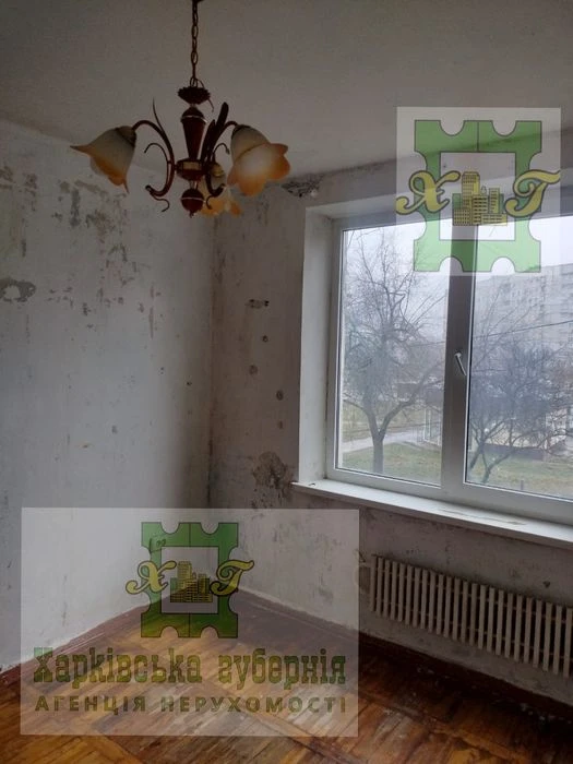 Selling a 2-room apartment for renovation/2nd floor, Pobedy Avenue 75