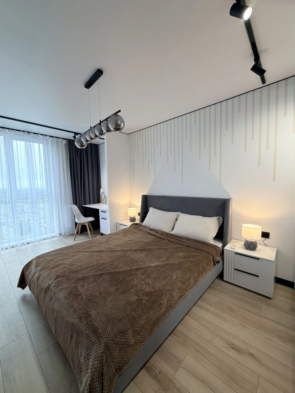 Продаж 2-кімнатної квартири 72 м.кв., вул. Я. Гніздовського