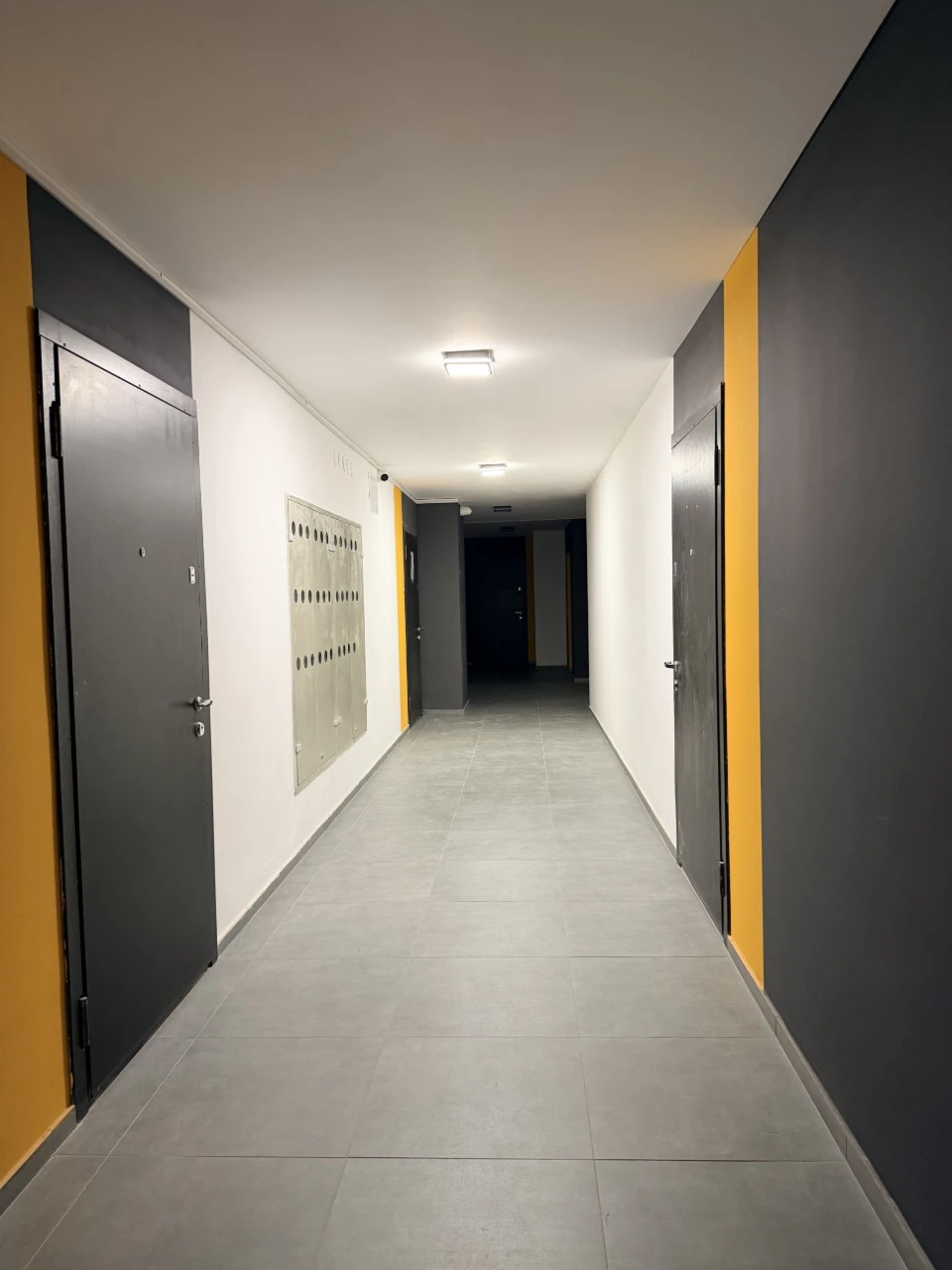 Продаж 2-кімнатної квартири 72 м.кв., вул. Я. Гніздовського