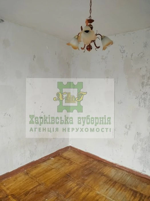 Selling a 2-room apartment for renovation/2nd floor, Pobedy Avenue 75