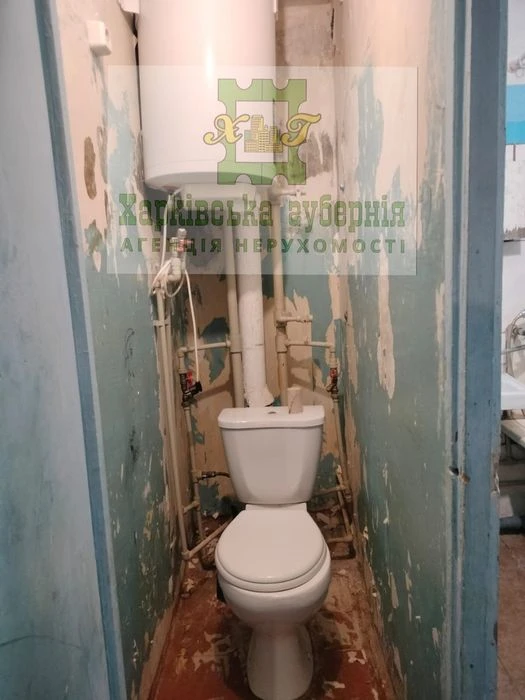 Selling a 2-room apartment for renovation/2nd floor, Pobedy Avenue 75