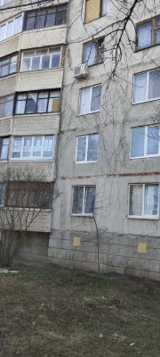 Selling a 2-room apartment for renovation/2nd floor, Pobedy Avenue 75