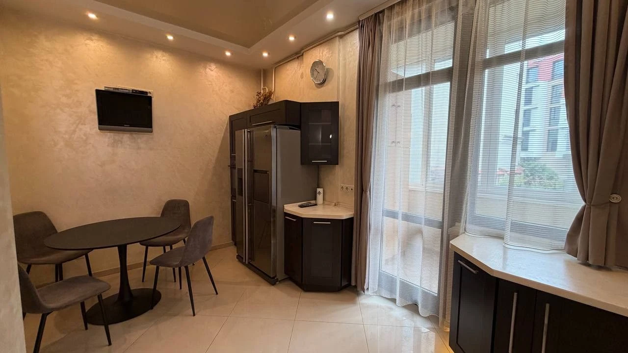 Продаж 3-кімнатної квартири в Личаківському районі, вул. Муч