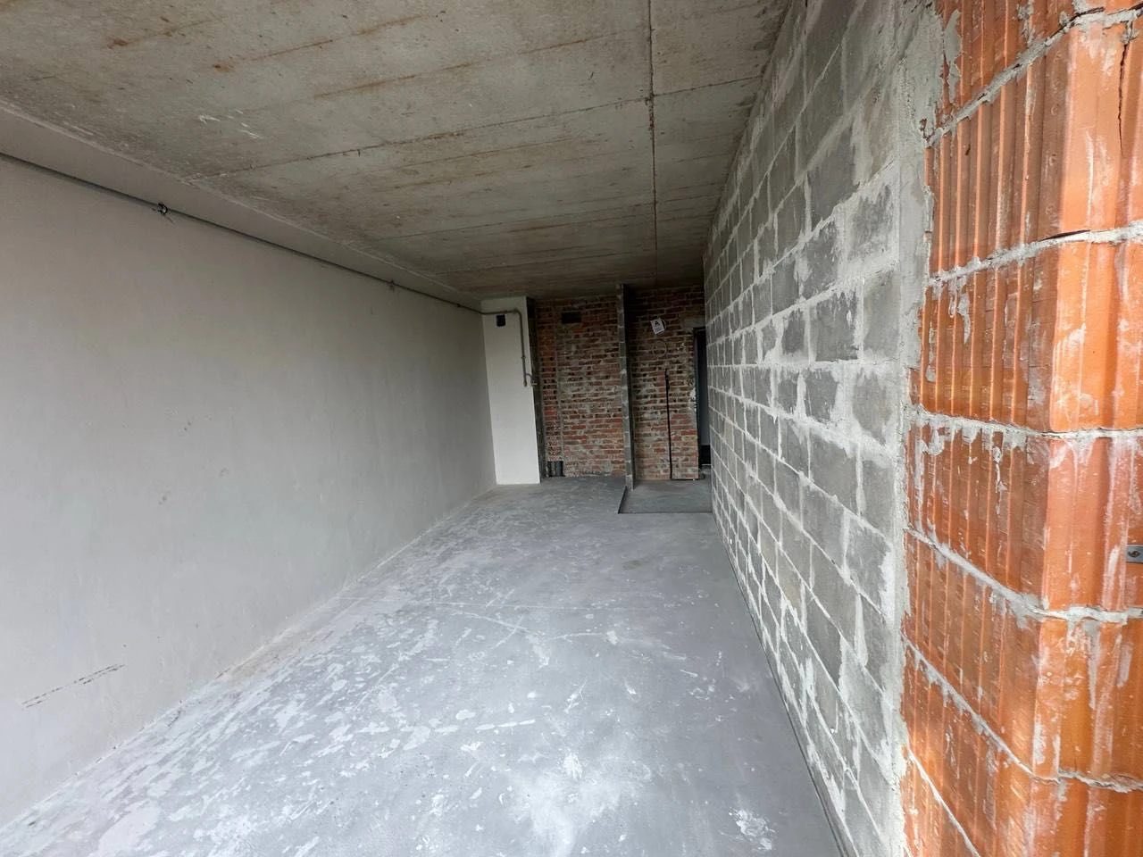 Продаж 1 кім квартири в новобудові 42м2, 5 поверх, вул. Стри