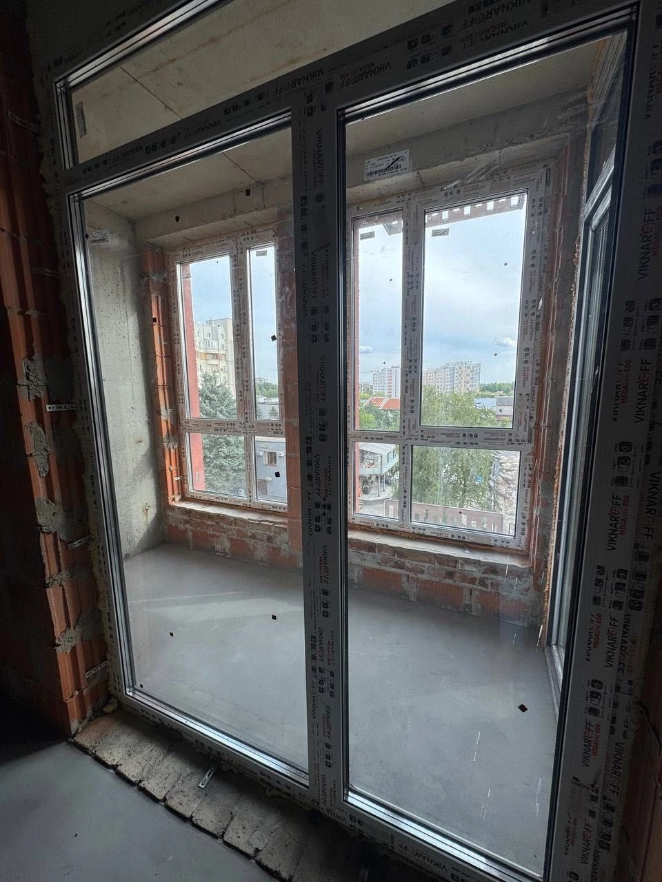 Продаж 1 кім квартири в новобудові 42м2, 5 поверх, вул. Стри