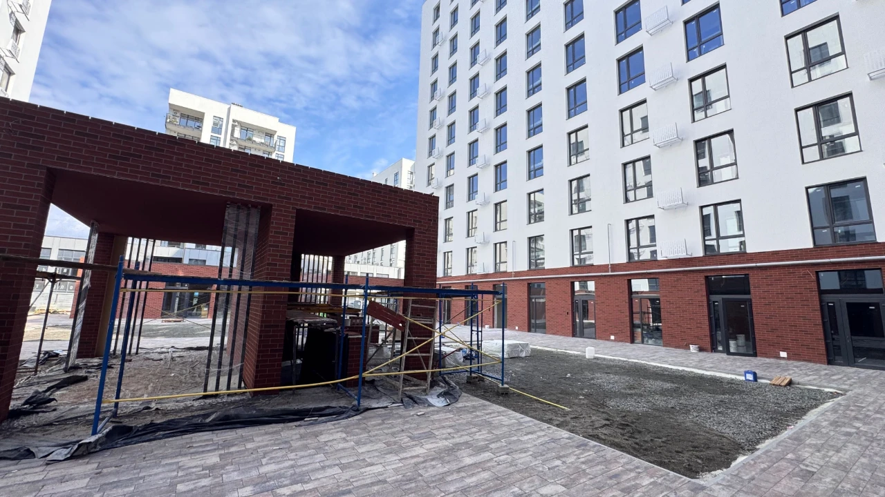 Продаж 1 кім квартири в новобудові 42м2, 5 поверх, вул. Стри