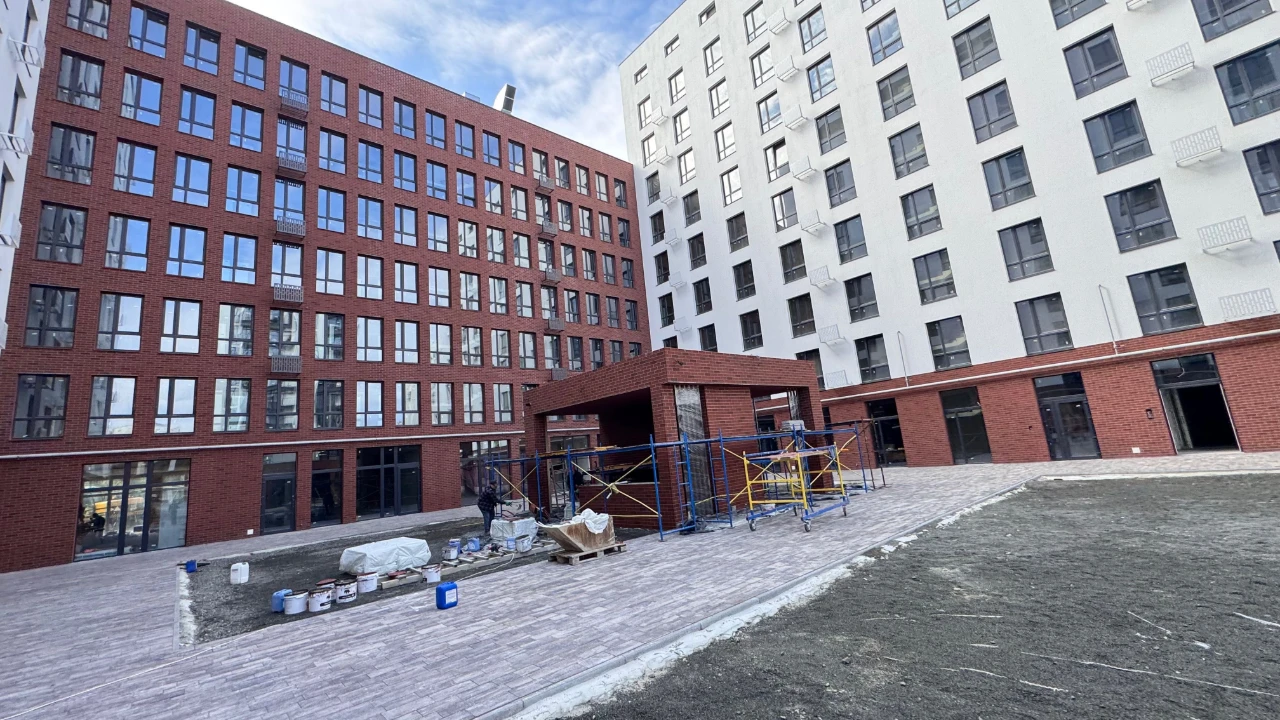 Продаж 1 кім квартири в новобудові 42м2, 5 поверх, вул. Стри