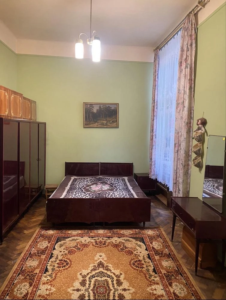 Продаж двокімнатноі квартири