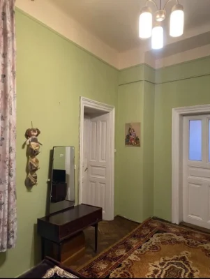 Продаж двокімнатноі квартири