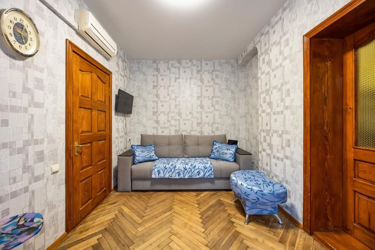Продаж 3 кім. (дві ізольовані) квартири у центрі Львова