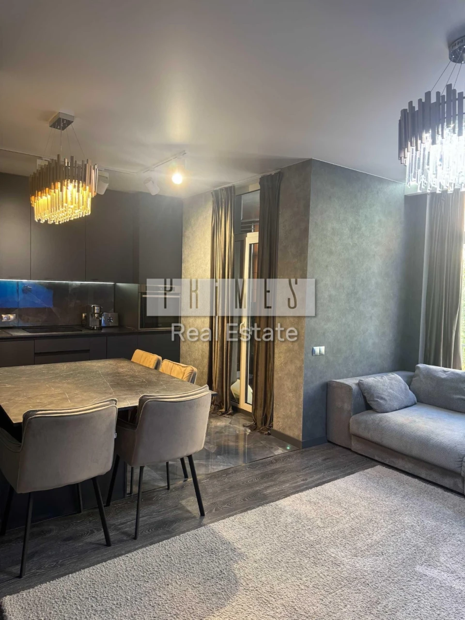 Продаж 3-к квартири ЖК Комфорт Таун Соцмісто Регенаторна 88