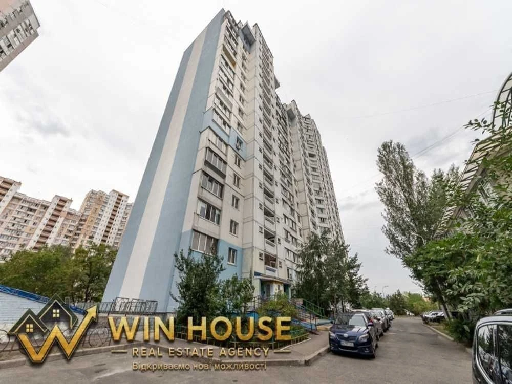 Продаж 2-кімнатної квартири на Троєщині, вул. Милославська 3