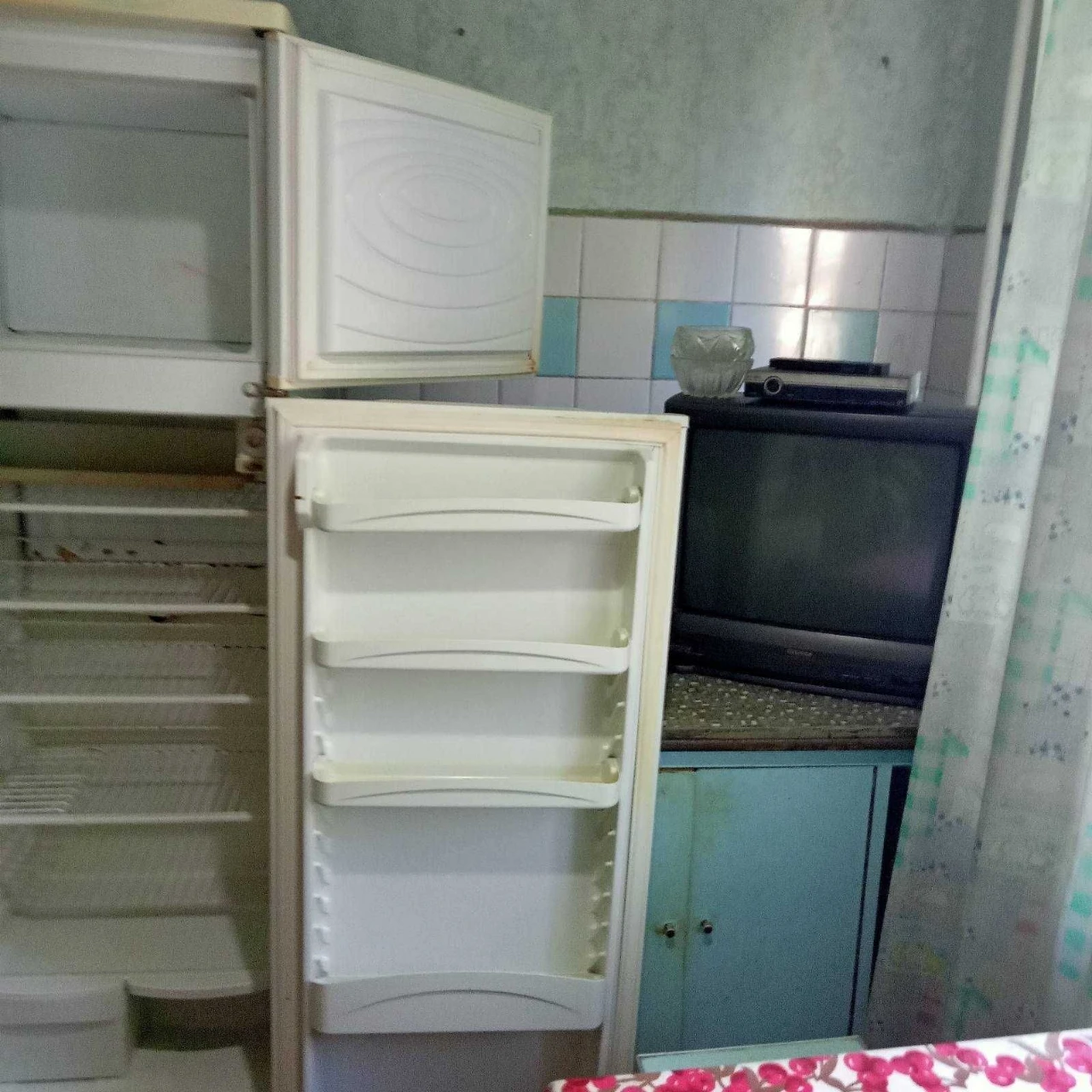 Продажа Терміново 2-х кімнатной квартири пр Леоніда Каденюка