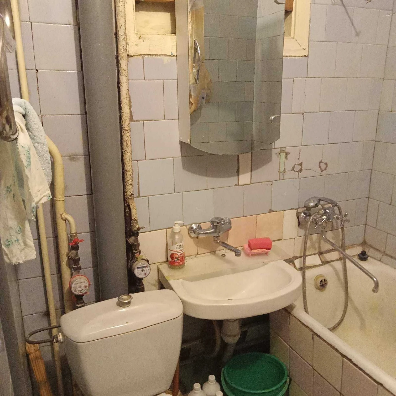 Продажа Терміново 2-х кімнатной квартири пр Леоніда Каденюка