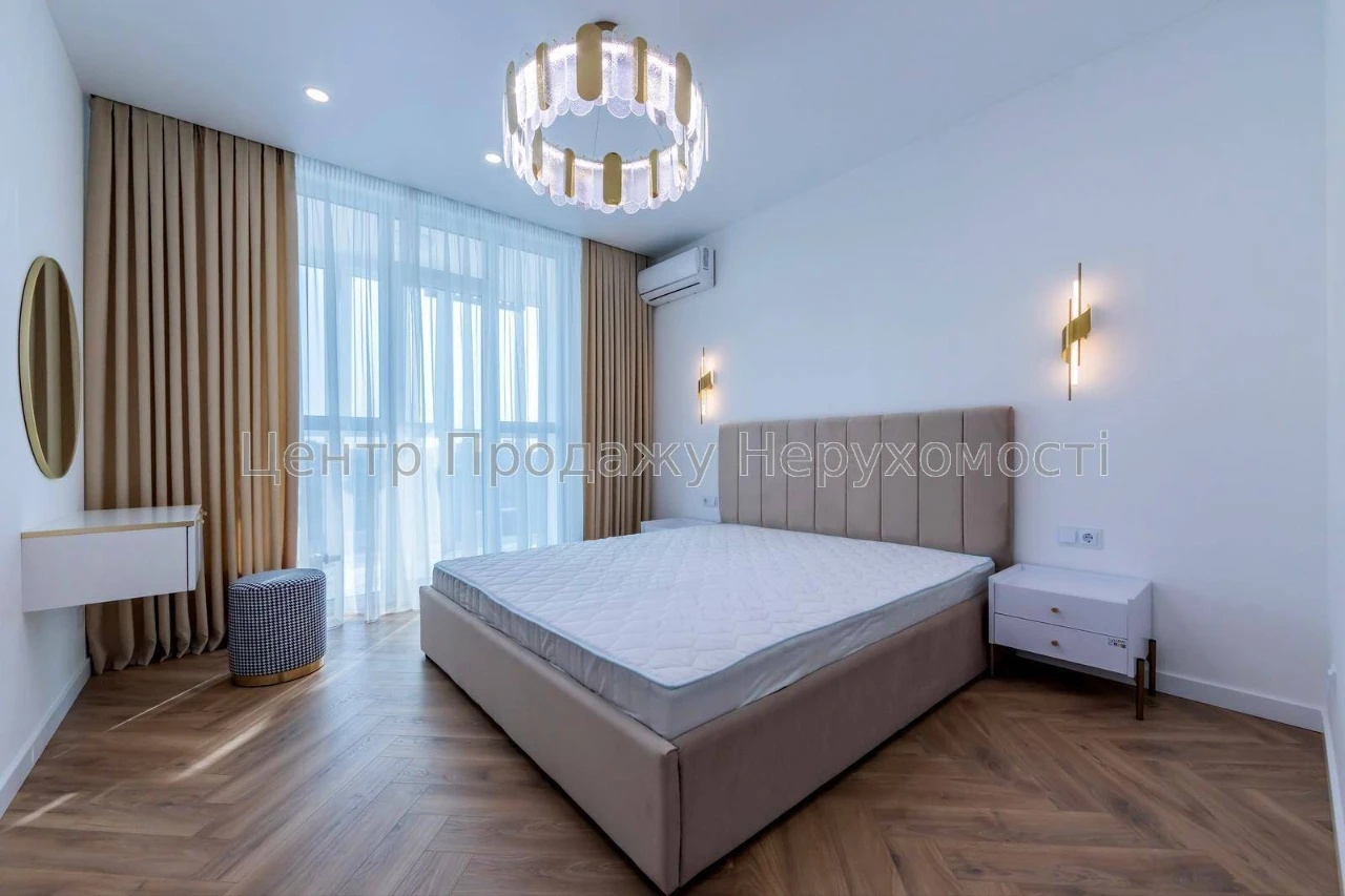 Продаж 2-кімн. квартири 73. 3 м², 11/25 пов, ЖК Паркові озер
