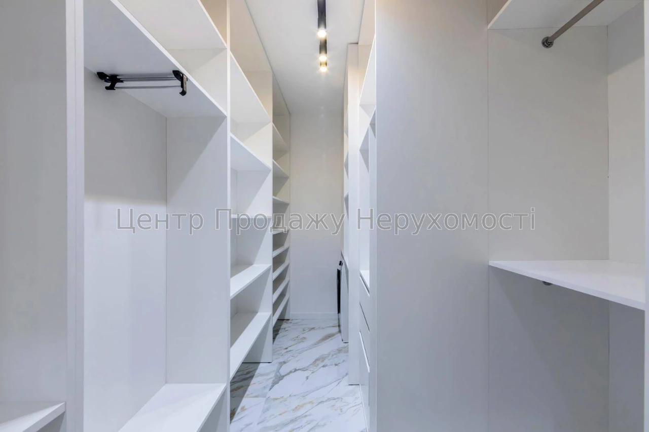 Продаж 2-кімн. квартири 73. 3 м², 11/25 пов, ЖК Паркові озер