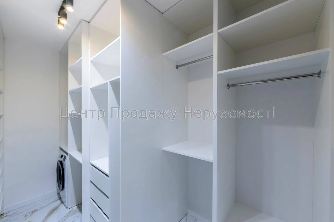 Продаж 2-кімн. квартири 73. 3 м², 11/25 пов, ЖК Паркові озер