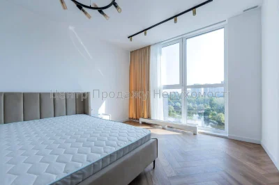 Продаж 2-кімн. квартири 73. 3 м², 11/25 пов, ЖК Паркові озер