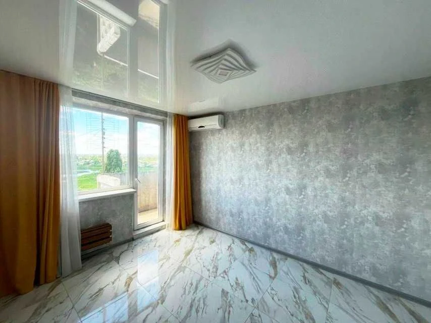 Odessa area, Bolgradskaya street (formerly Groznenskaya) excellent 3-room apartment