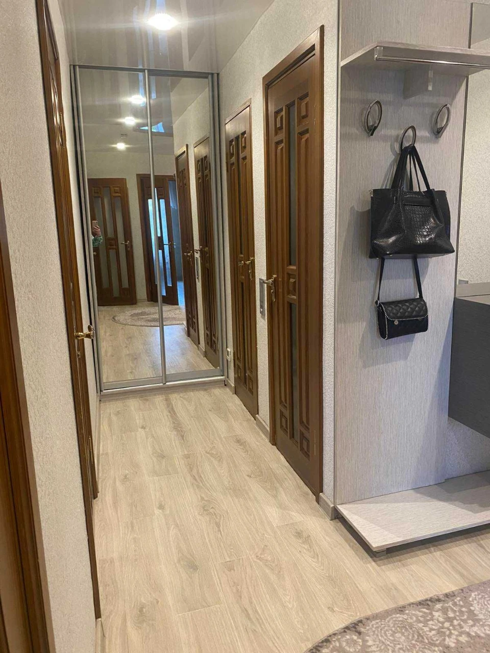 Пропонується на продаж двокімнатна квартира 51 метри за адре